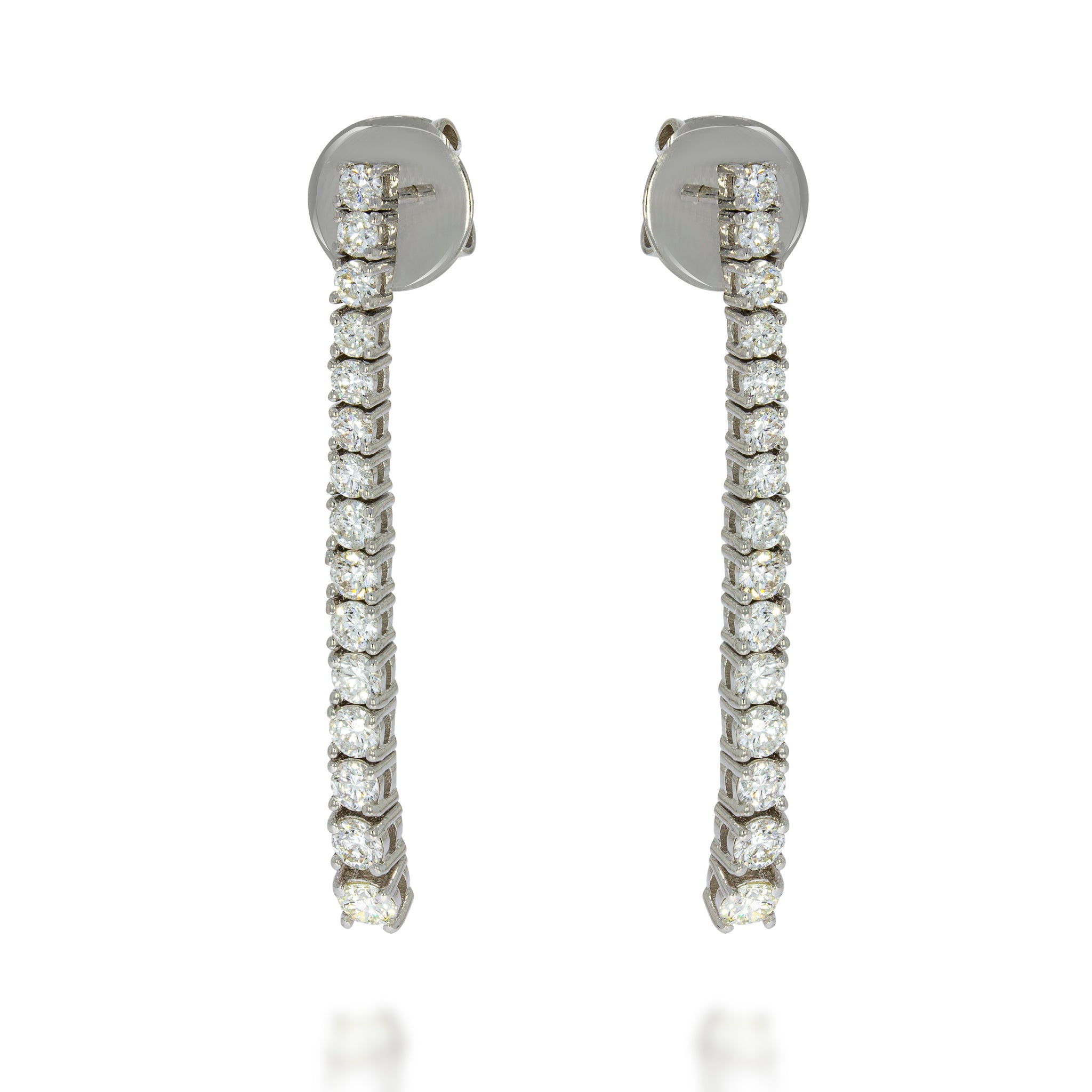 Long strip bar studs diamonds earings, 15 diamonds on each earing set on 14k white gold, arranged from the smallest width to the largest.