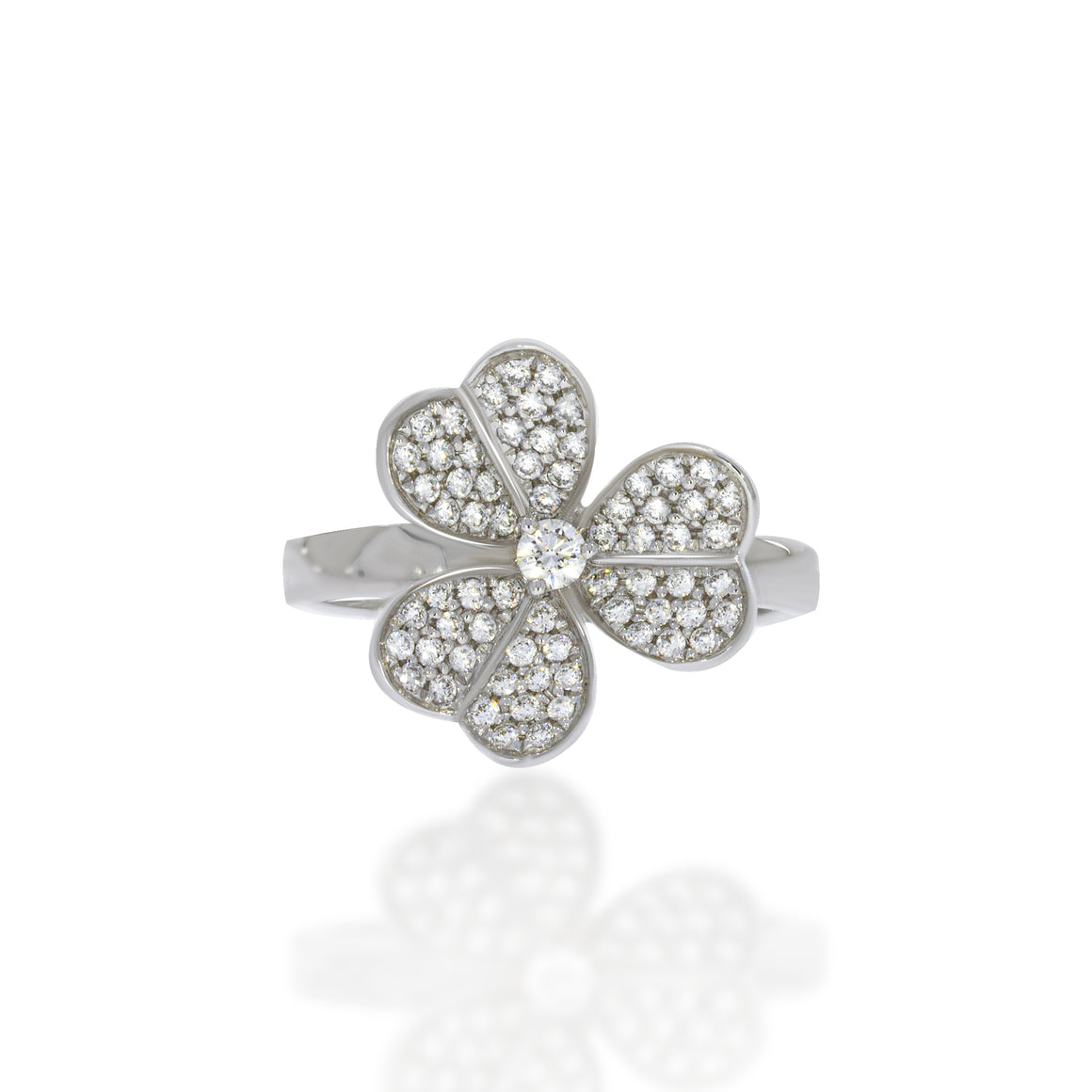 Gentle Clover Ring 18K white gold, Diamonds Pave Clover design set with 0.41 carat white round diamonds.